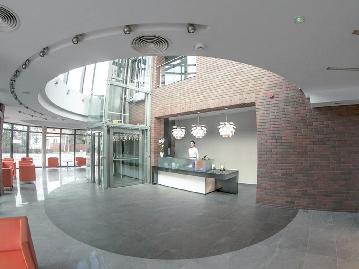 Hotel Kosma Kozmin Bagian luar foto